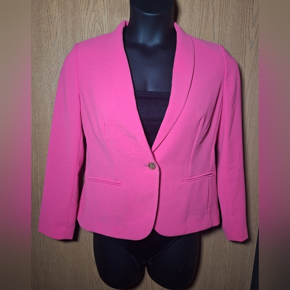 LOFT Jackets & Blazers - LOFT Vibrant Pink Blazer